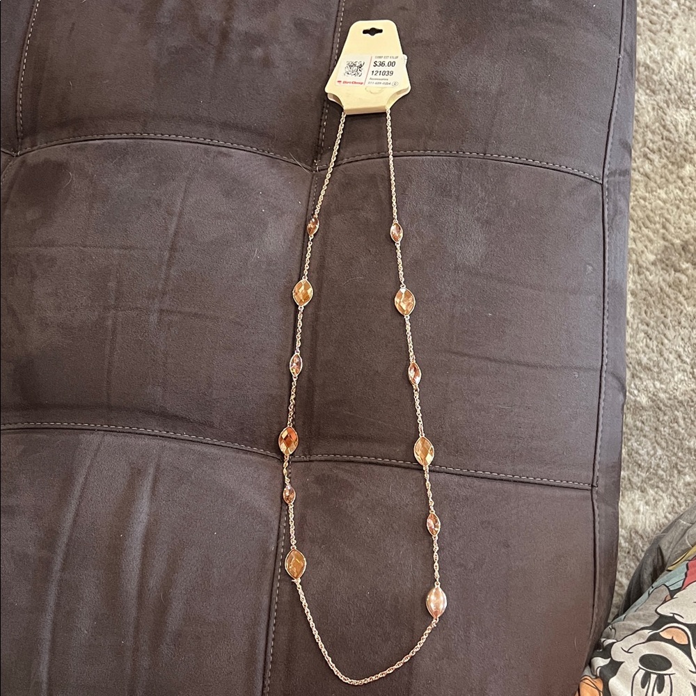 Elegant Gold Necklace with Amber Accents